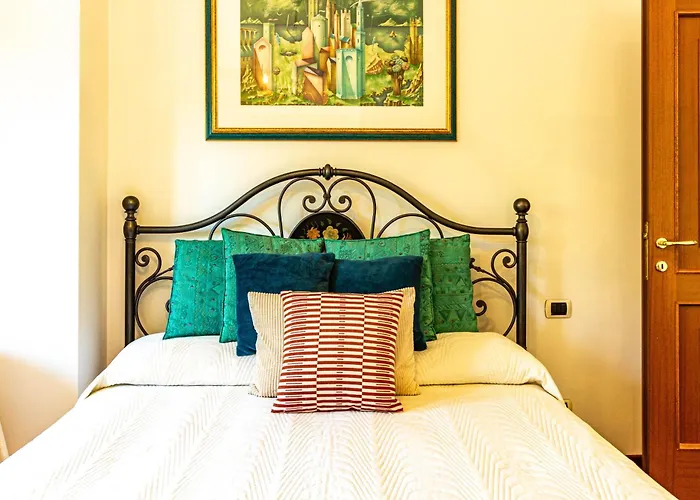 Her - Home Essential Rome